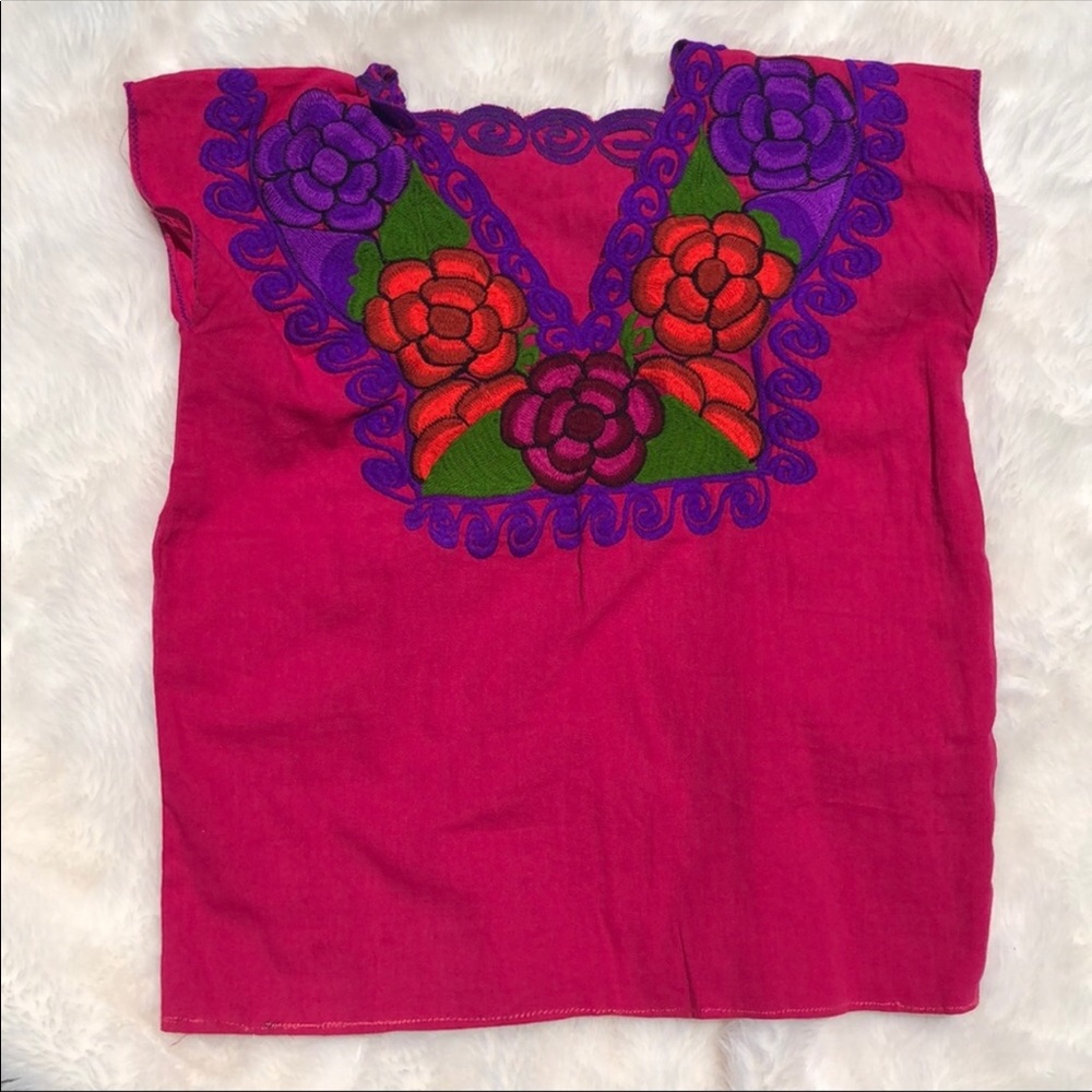 Mexican embroidered Top✨ (NWOT)